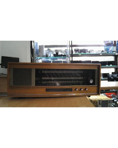 DDR Stern Variant 5550 Röhrenradio ** 10 Kreise FM *