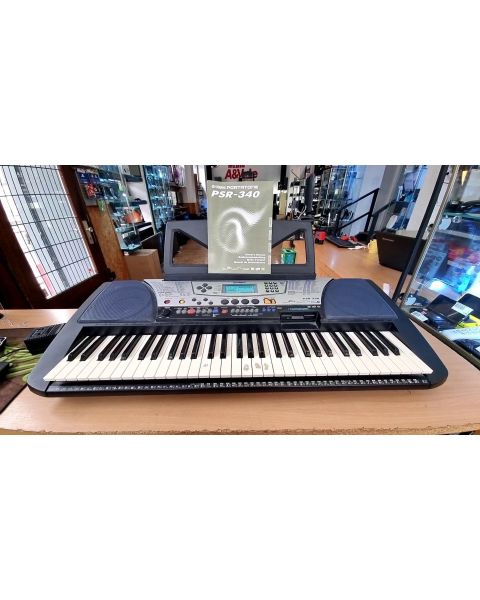 Yamaha PSR-340 Electronic Keyboard *61 Tasten, 100 panel voices,  10 Drum Kits ,  128 GM Voices