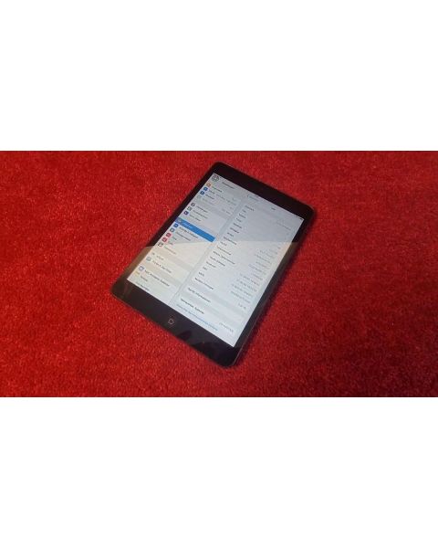 Apple iPad mini Tablet1. Gen  *IOS 8.02, 16 Gigabyte , 4G  WiFi   BT, 7,9 Zoll