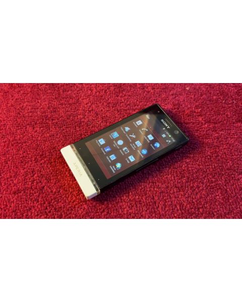 Sony ST25i  *ANDROID 4.0.4, 4 Gigabyte , 3G  WiFi   BT , 4 Zoll 