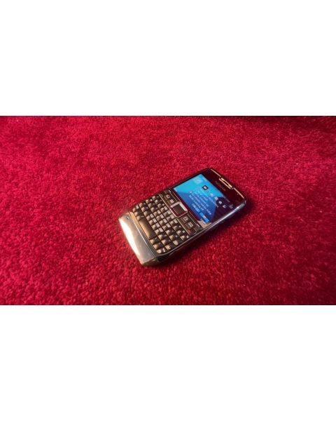 Nokia E71 *Wi-Fi, Micro USB,, Bluetooth, GPS, 3G, 110 MB