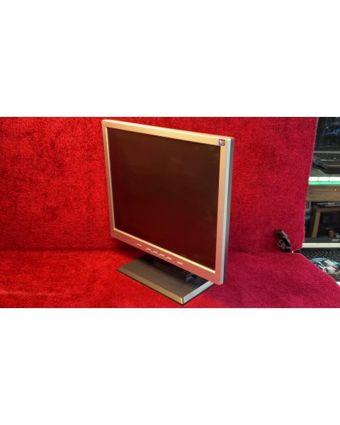 Benq Q9T3 Monitor 17"  *VGA, DVI