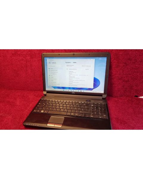 Fujitsu Lifebook AH530  *WINDOWS 11, Intel core i3, 6GB RAM, 232GB HDD