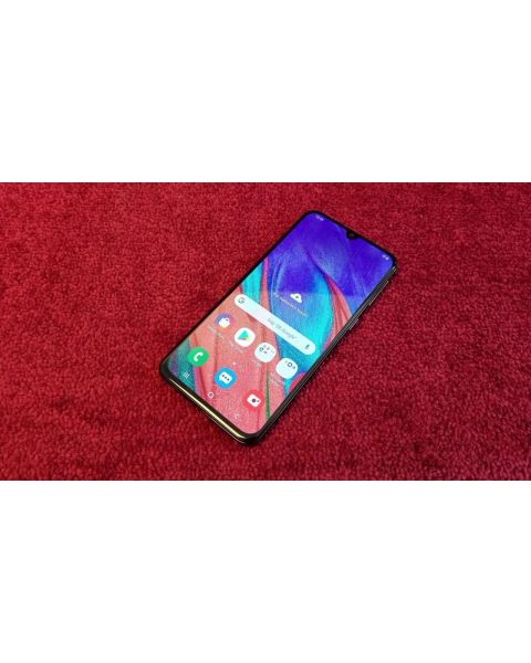 Samsung Galaxy A40 *ANDROID 9, 64 Gigabyte , 4G  WiFi   BT, 5 Zoll 