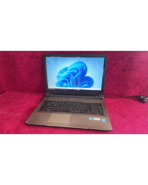 Medion Akoya MD99270 S6212T *WINDOWS 11, 4 GB Ram, 500 GB HDD, Touch Display