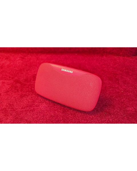 Samsung Level Box Slim  *BT 