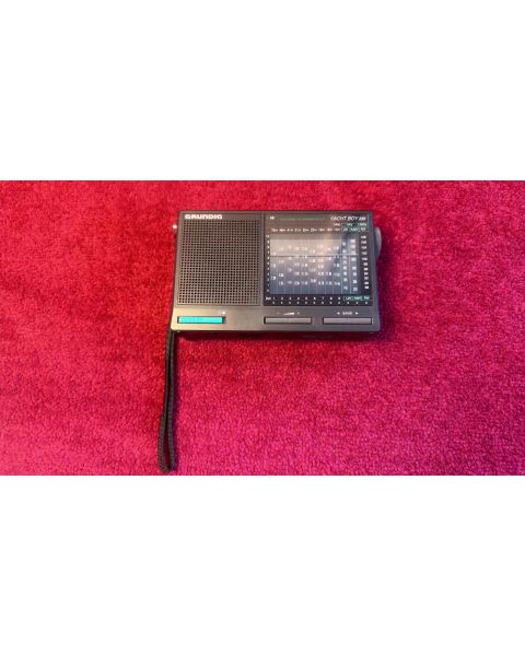 Grundig Yacht Boy 220 Weltempfänger  *Inkl. Tasche, kann nur mit, Netzteil , Betriben werden