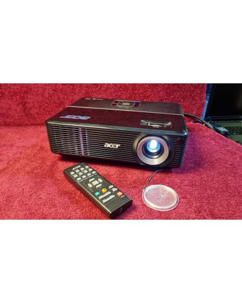 Acer P1200 Beamer  *1080i / HDMI, VGA / S- Video, Lampenlebensdauer , 4000 h ca. 