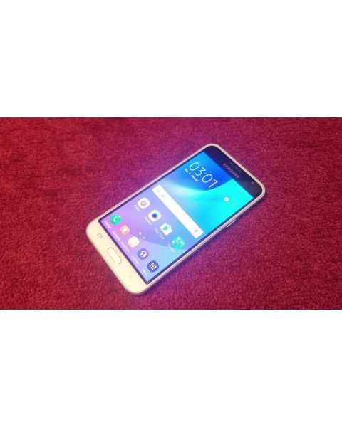 Samsung Galaxy J3 2016 *ANDROID 5.1, 8 Gigabyte , 4G  WiFi   BT, 5 Zoll 