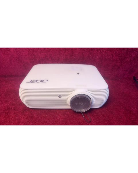 Beamer Acer H5382BD  *3300 ANSI Lumens, 720p (HD) , 2 HDMI, 1 USB (nur Strom)