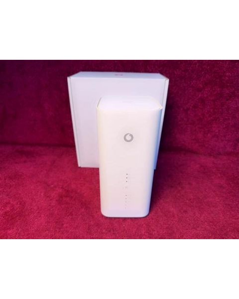 Vodafone GigaCube CAT19 Model: B818 - 263 *2 x Lan, W-Lan /, Micro Sim Slot, 1x Telefon