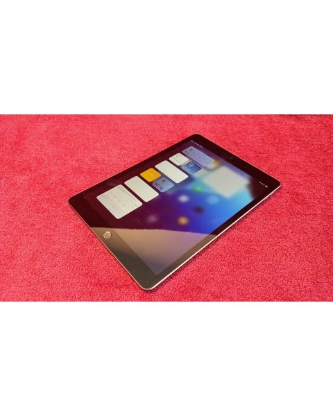 Ipad 8 Gen. A2270 *IOS 26.3, 16 Gigabyte , WiFi   BT, 10 Zoll
