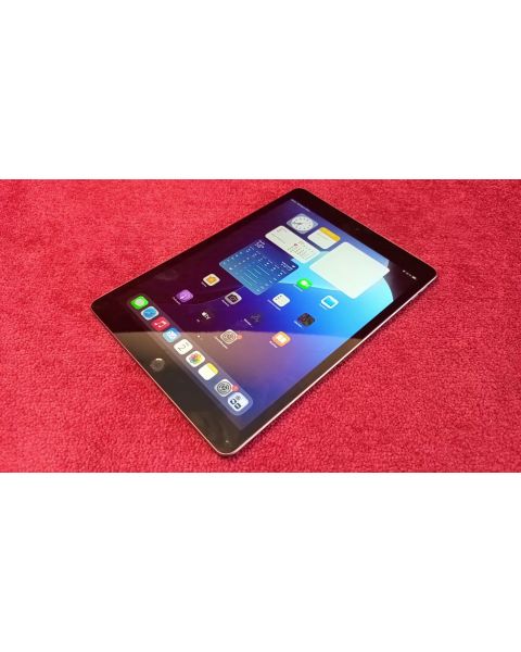 Ipad 8 Gen. A2270 *IOS 26.3, 16 Gigabyte , WiFi   BT, 10 Zoll