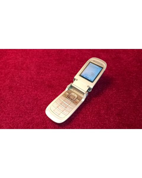 Nokia 2760 *2G, Bluetooth, 11MB, 0,3 MP
