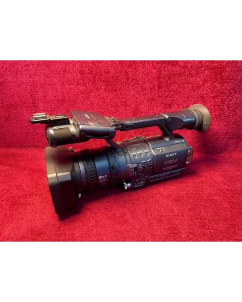 Sony Handycam HDR-FX1E MiniDV / HDV Camcorder - Digital HD Video Camera Recor *Optischer Zoom 12x, MiniDV HDV, 3 x 1/3" CMOS-Sensor, 3,5 Zoll Display