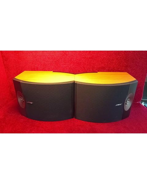 Bose 301 V Speaker Paar  *4- 8 Ohm, 150 Watt max. , 3 Wege