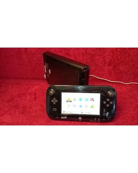 Nintendo Wii U   *Wi-Fi, 2x Wii Remote , Controller, 3x Nunchuk