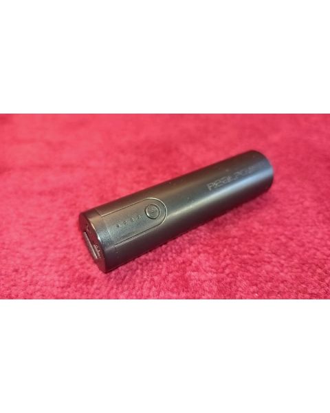 RealPower PB-260 Powerbank 2600mAh *Integrierte , Mini-LED mit, Blitzfunktion, 2x USB