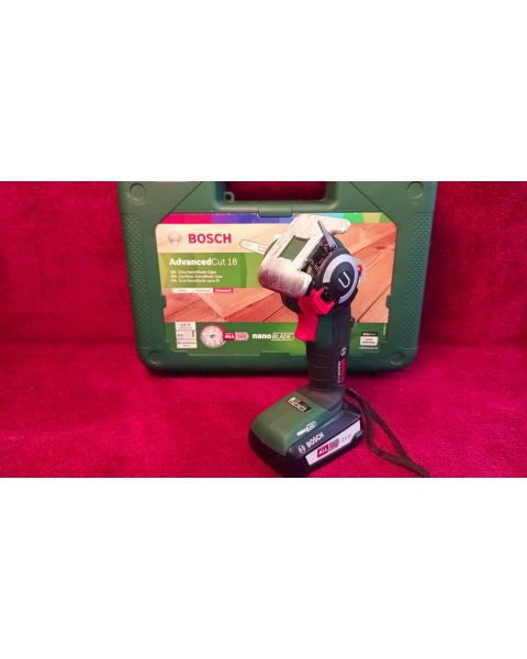 Bosch Advanced Cut 18 nanoBLADE Akku-Schwertsäge *1x Akku 18V, Ladegerät, Schnellwechsel , system SDS