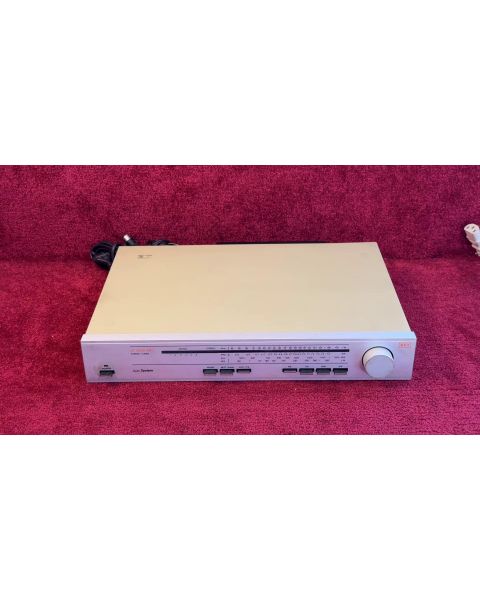 RFT ST 3930 HiFi Stereo Tuner DDR Radio *FM, AM