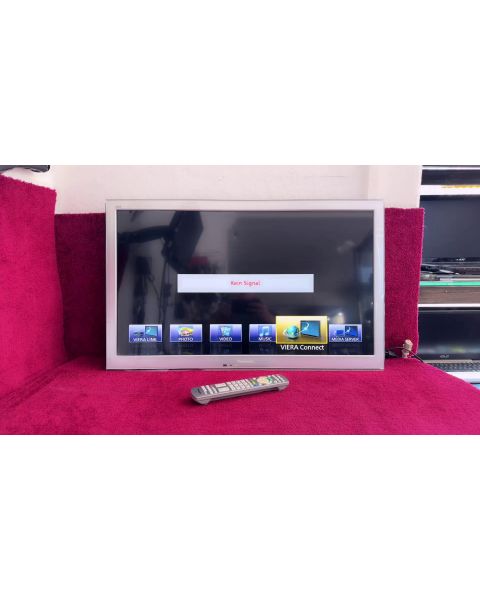 Panasonic TX-L32EW5S *DVB-C/T2/S2, 4x HDMI , 1x D-Sub, Internet TV