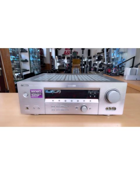 Yamaha RX-V450 6.1 Verstärker *360 Watt, 6x 130 Watt, FM Tuner