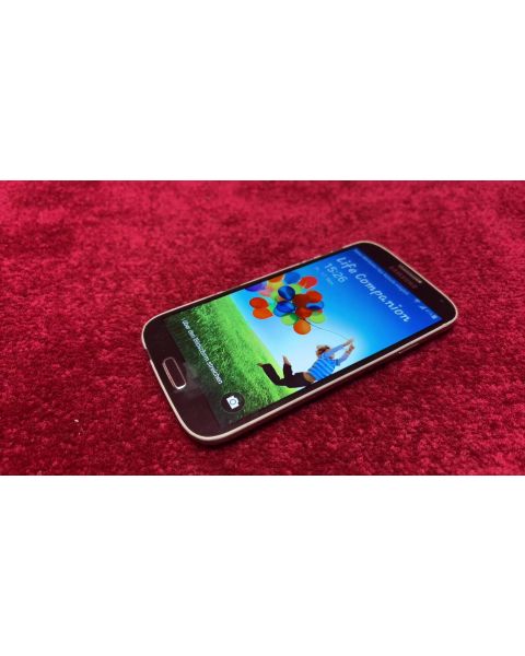 Samsung Galaxy S4  *ANDROID 5, 16 Gigabyte , 4G  WiFi   BT , 4 Zoll 