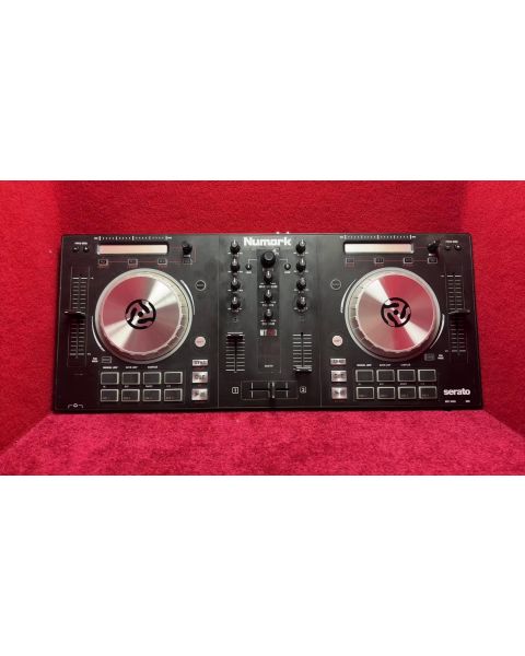 Numark Mixtrack Pro 3 *16 Perfor. Pads