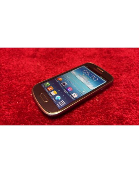 Samsung Galaxy S3 Mini *ANDROID 4.1.2, 8 Gigabyte , 3G  WiFi   BT , 4 Zoll 