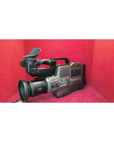 Panasonic NV-MS4E Camcorder *S-VHS/ VHS, Video Out, S-Video Out