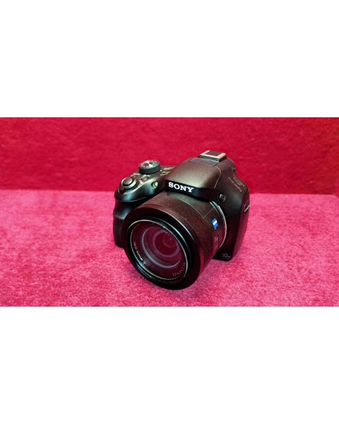 Sony Cybershot DSC- HX400V Bridgekamera *20,4 MP, 50x opt. Zoom, Video Full HD, Wi-Fi