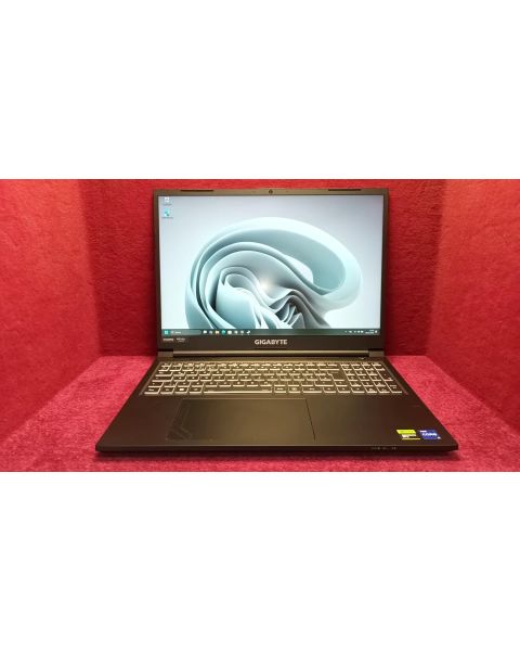 Gigabyte G6 H2DE854kh Intel i7  *WINDOWS 11, 8x 2,4 GHz, 64GB RAM , 1TB SSD