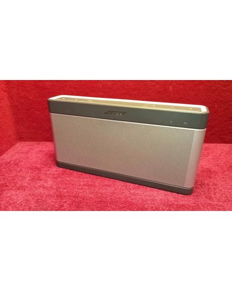 Bose SoundLink III Tragbarer Bluetooth Lautsprecher  Sound Link 3 *3,5 mm Anschluss,  Bluetooth,  AUX Eingang , lange Akku Laufzeit