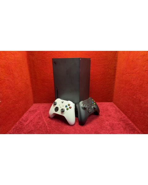Microsoft Xbox Series X 1TB  *1 x Pad schwarz, 1 x Pad weiß, Zub. 9