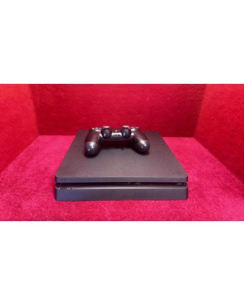 Play Station 4 Slim  *1 Cotroller