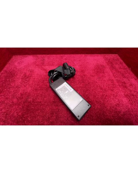 Laptop Netzteil HP 609940-001 - Ladegerät Notebook / AC Adapter 90W *19 Volt, 4,74 A Ampere