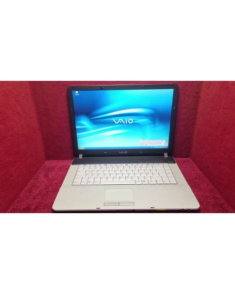 Sony Vaio VGN-FS115B USB 2.0  DVD/ RW   15,4 "  *1Gb DDR 2, Intel 1,6 Ghz , Windows XP, 60 Gb HDD