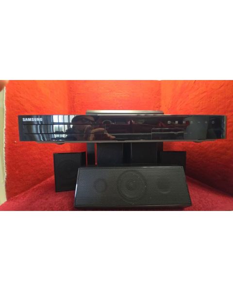 Samsung HT-H5500 5.1  Schwarz *1000W Verstärker, Blu-ray 3D 5.1, Heimkino-System, Fernbedienung