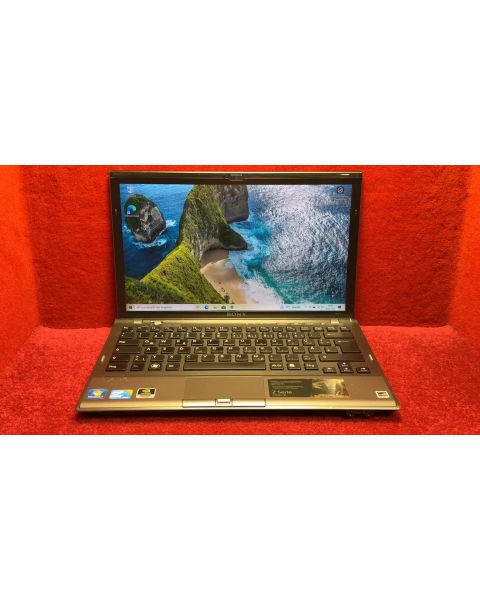 Sony Vaio VPCZ13V9E *WIN 10 vorinst., 6 GB Ram, 256 GB SSD, Intel i7 4x 2,8 Ghz